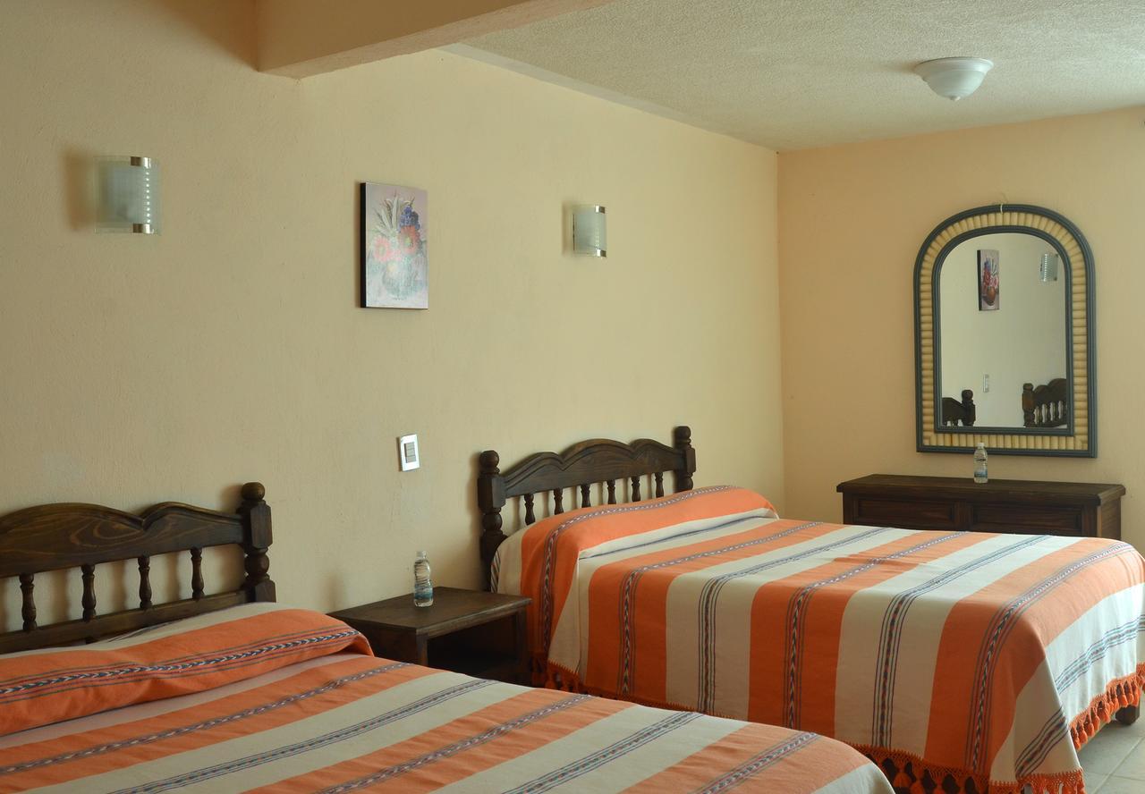 Hotel Restaurante Los Arcos Tlalpujahua ภายนอก รูปภาพ